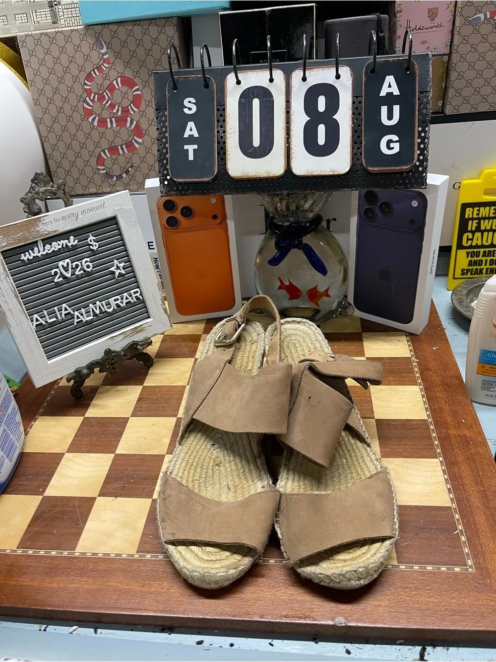Wedge shoes
